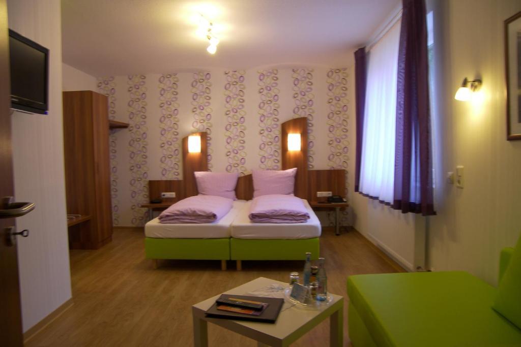 Hotel Dampfmuehle Enkirch Exterior photo